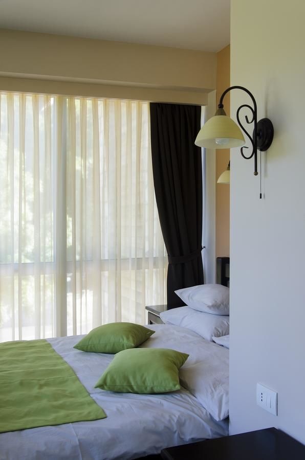 Отель Hotel Monte Rosa Цетине