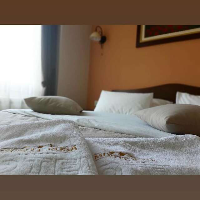 Отель Hotel Monte Rosa Цетине-13