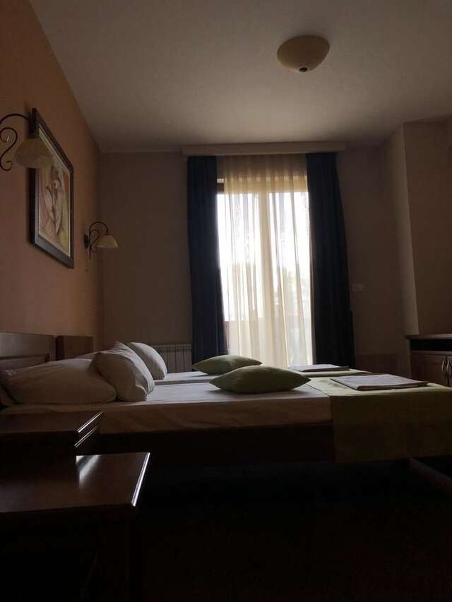 Отель Hotel Monte Rosa Цетине-17