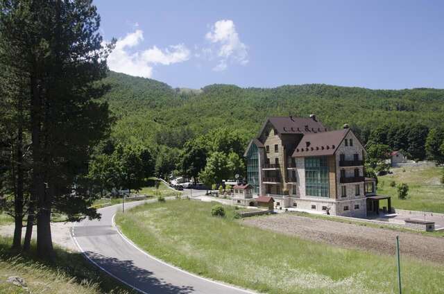 Отель Hotel Monte Rosa Цетине-35